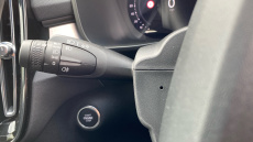 Volvo XC40 2.0 B3P Plus Dark 5dr Auto Petrol Estate